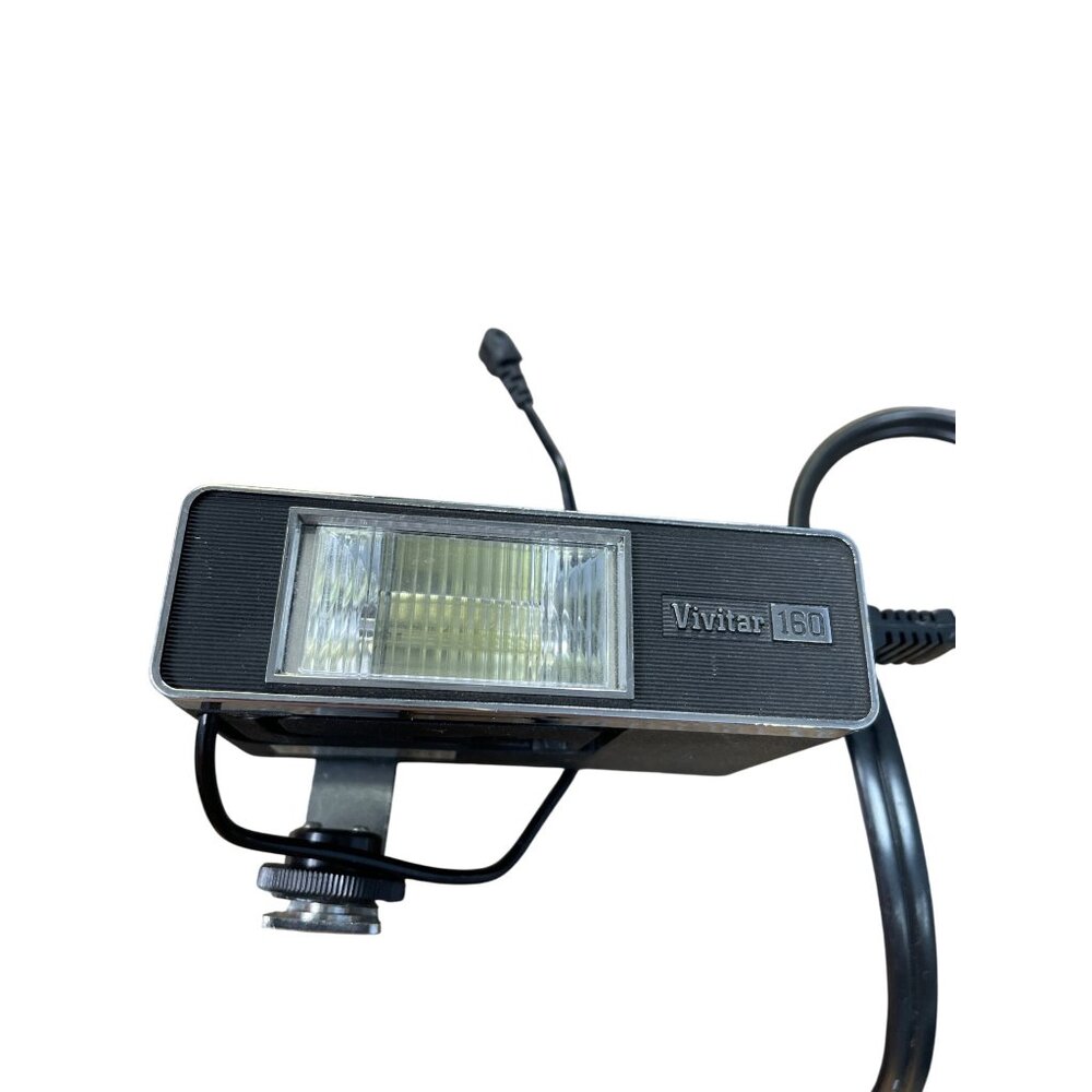Vintage Vivitar 160 vintage Electronic Flash 117v/ 60HS 30Va Unit SKU 8800
